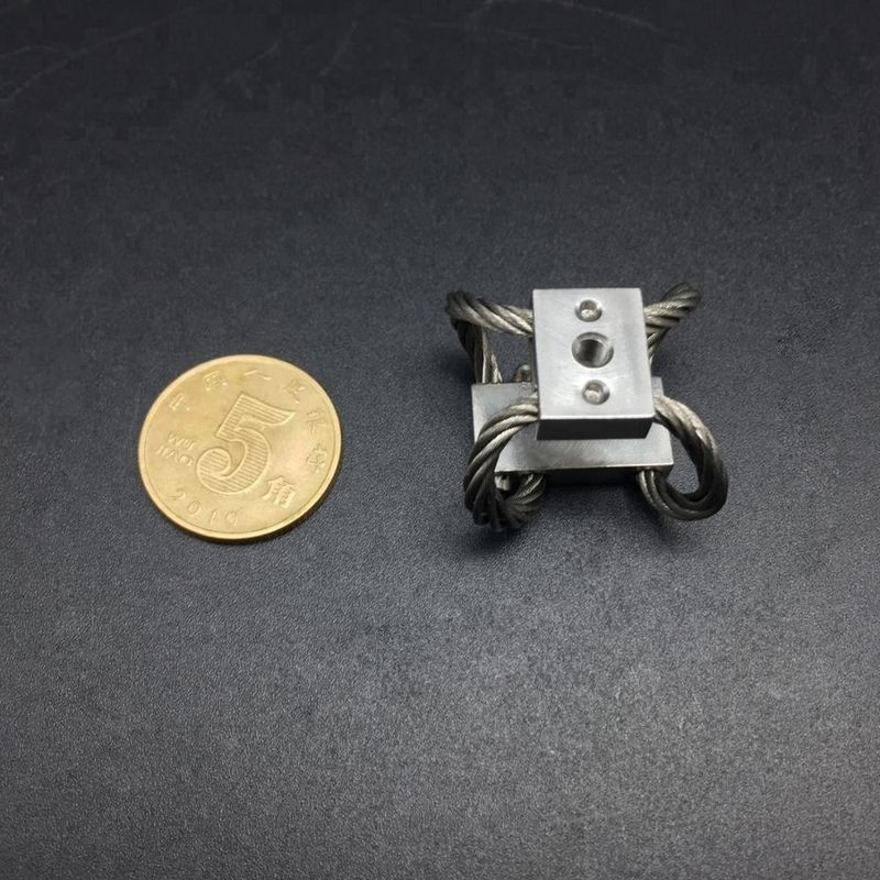 Exquisita cámara de fotografía aérea estabilizador de gimbal para helicóptero protección contra vibraciones GR3-30D-A cuerda de alambre compacto
