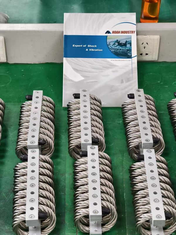 Aislador de vibraciones de cable JGX-1598A-358A estable y de alto rendimiento para radares de comunicación y equipos de navegación