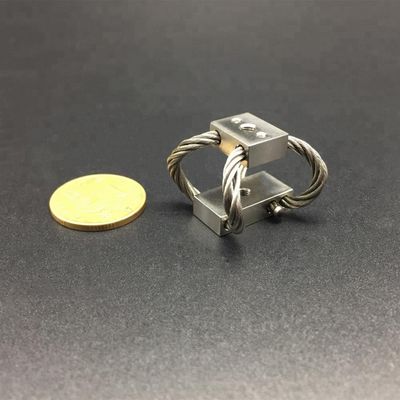 El aislador de cuerda de alambre de gimbal aéreo hecho a mano vibración de cine