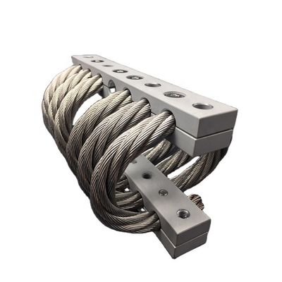 Un buen precio. Los aisladores de cables son montajes de aisladores de cuerda de alambre circular. en línea