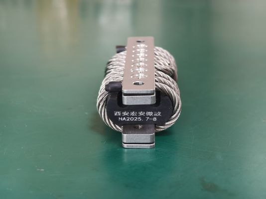 Un buen precio. Amortiguador de vibraciones de cable de acero GX-40AN personalizado con tamaño de 113 mm * 40 mm, grosor de 32,5 ± mm y temperatura de servicio de 1000 ºC-1800 ºC en línea